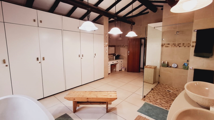 4 Bedroom Property for Sale in Vaalpark Free State